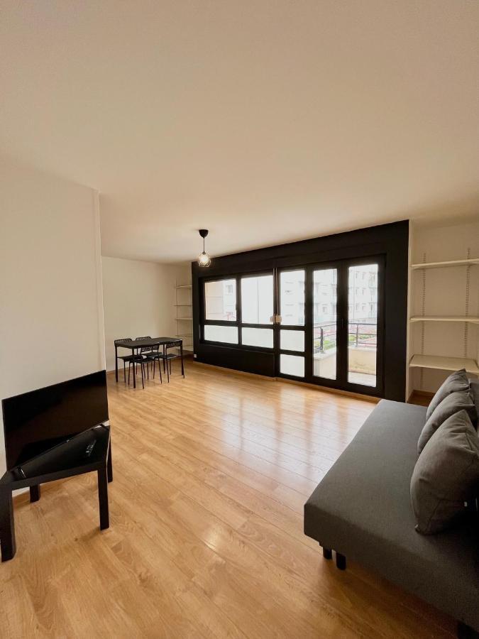 Ponsardin- Appartement Avec Balcon Et Parking แร็งส์ ภายนอก รูปภาพ