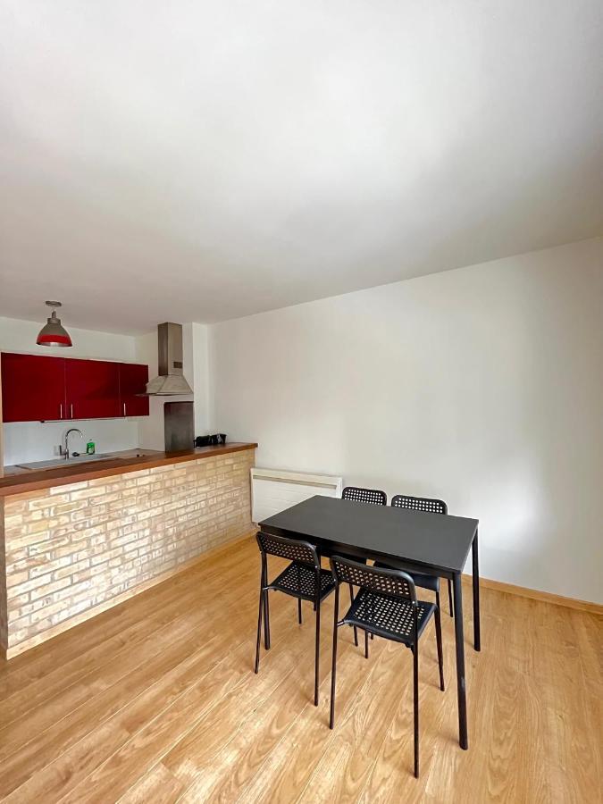 Ponsardin- Appartement Avec Balcon Et Parking แร็งส์ ภายนอก รูปภาพ