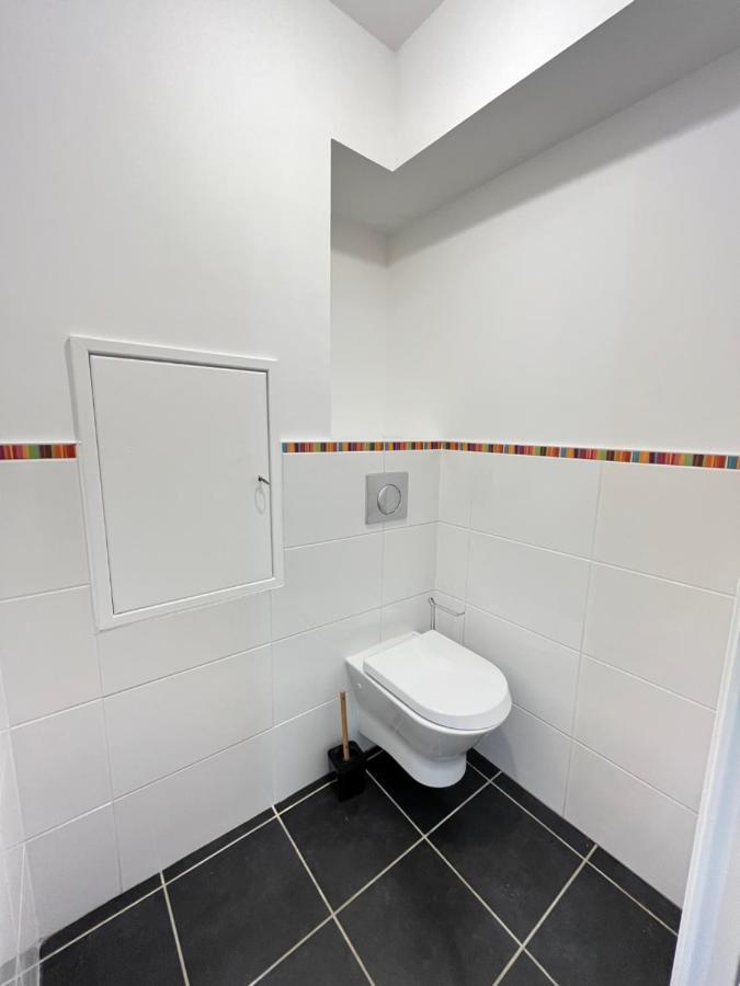Ponsardin- Appartement Avec Balcon Et Parking แร็งส์ ภายนอก รูปภาพ