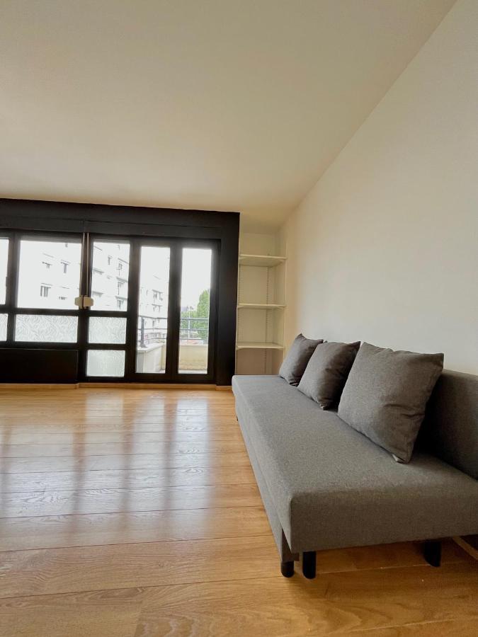 Ponsardin- Appartement Avec Balcon Et Parking แร็งส์ ภายนอก รูปภาพ