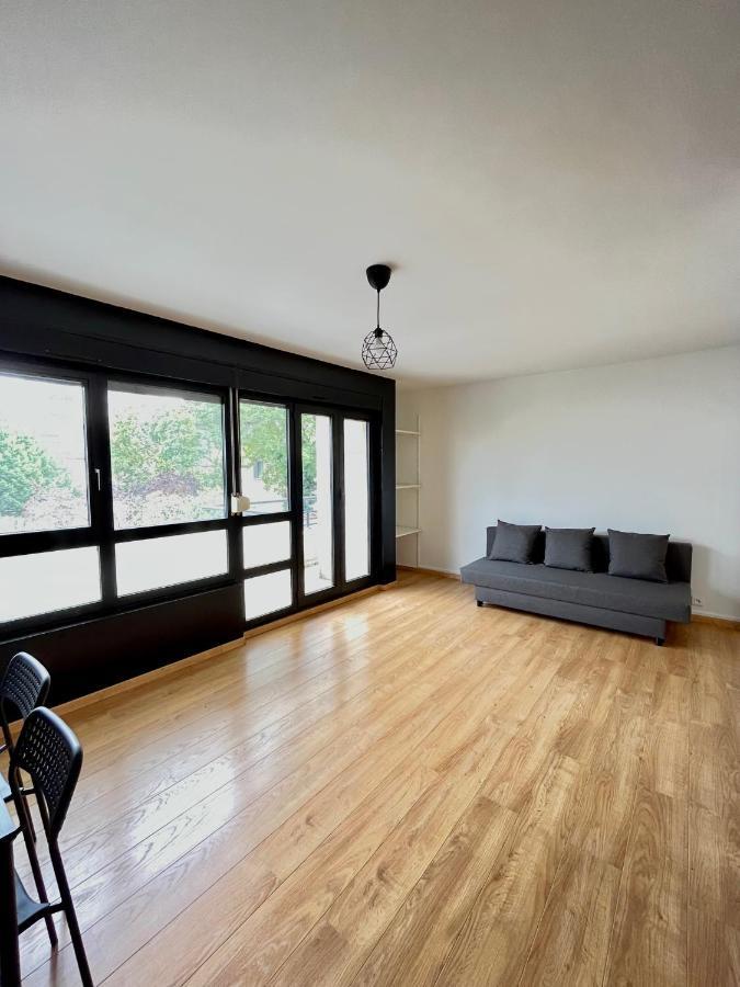 Ponsardin- Appartement Avec Balcon Et Parking แร็งส์ ภายนอก รูปภาพ